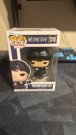 Funko POP! Television Wednesday Exclusive Vinyl Figure (1310)