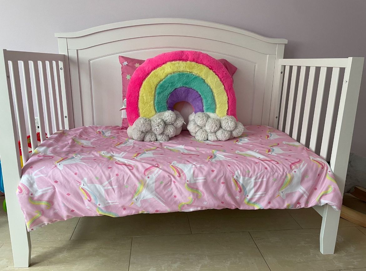 Baby Crib & Mattress 