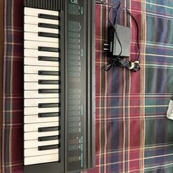 Yamaha PSS-130 Keyboard 