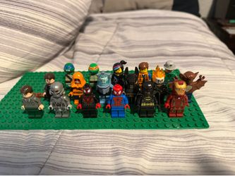 Lego mini figures