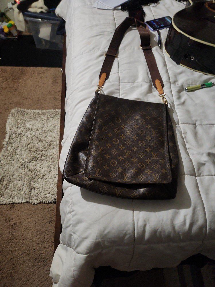 Louis Vuitton Bag