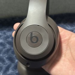 Beats Studio Pro