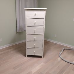 6 Drawer Dresser $75