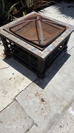 Patio fire pit