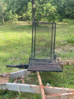 folding hitch cargo carrier,