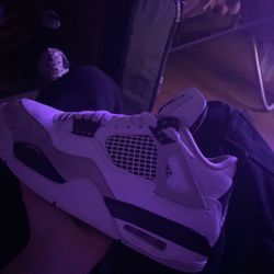 Jordan 4s And New Balance