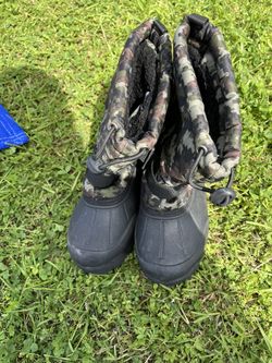 Snow Boots