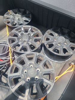 Tundra TRD 18' Rims