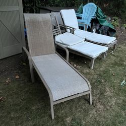 Chaise Lounge Chairs