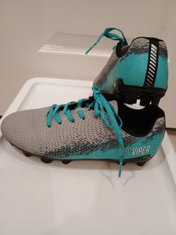 Kids (Size 1.5) Soccer Cleats. Speed Viper Grey/Turqoise. Used Excellent. Deer Vly 67th Ave 85310