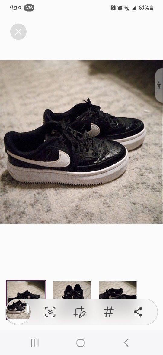 Woman's NIKE Platform 7.5