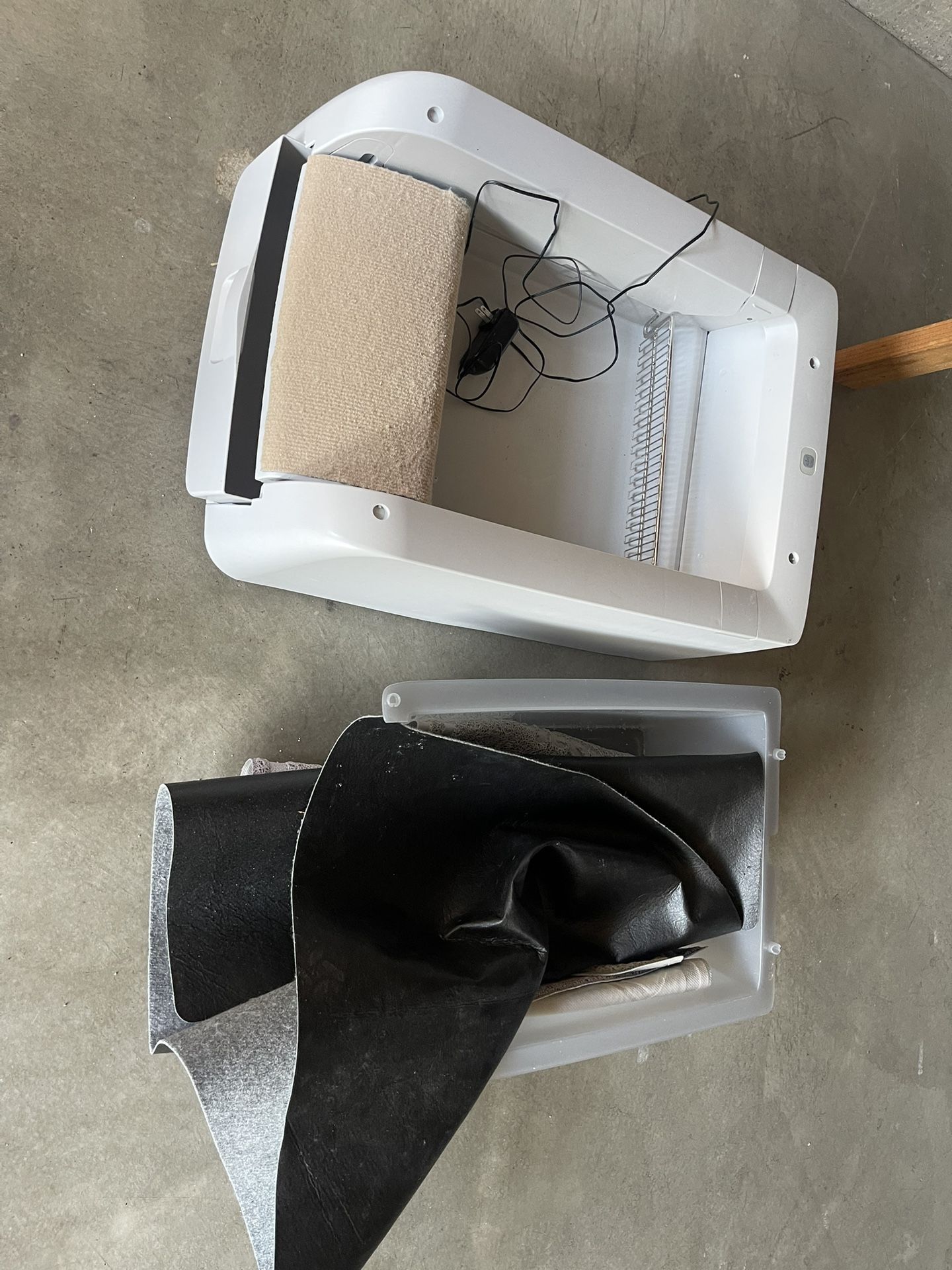 Automatic Cat litter