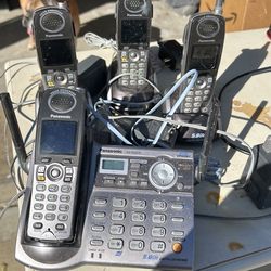 Panasonic KX-TG5575 Answering Machine Base & 3 Wireless Handsets