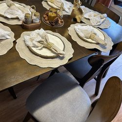 Dining Table With Chairs 