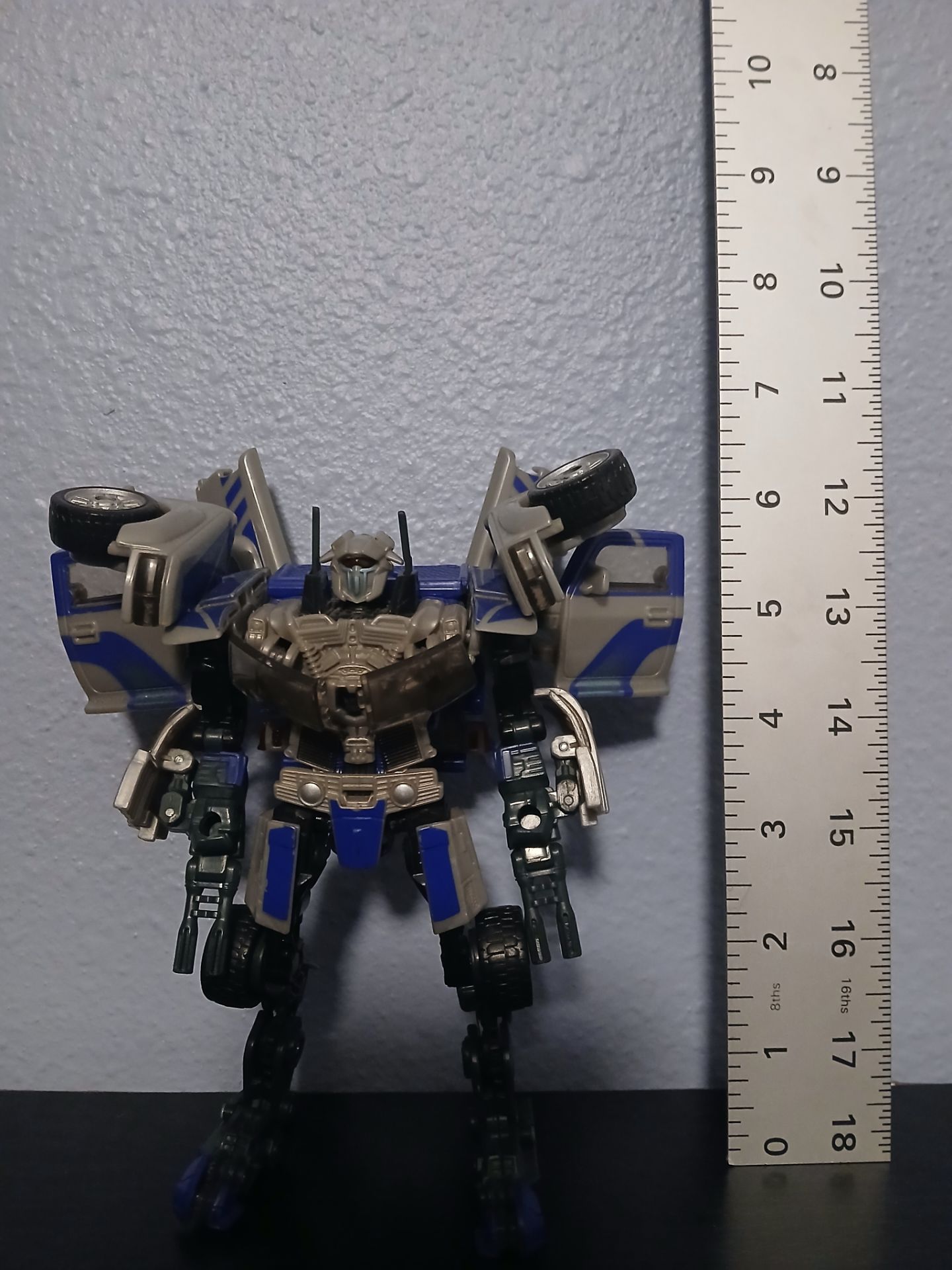 Transformers 2007 dropkick toy