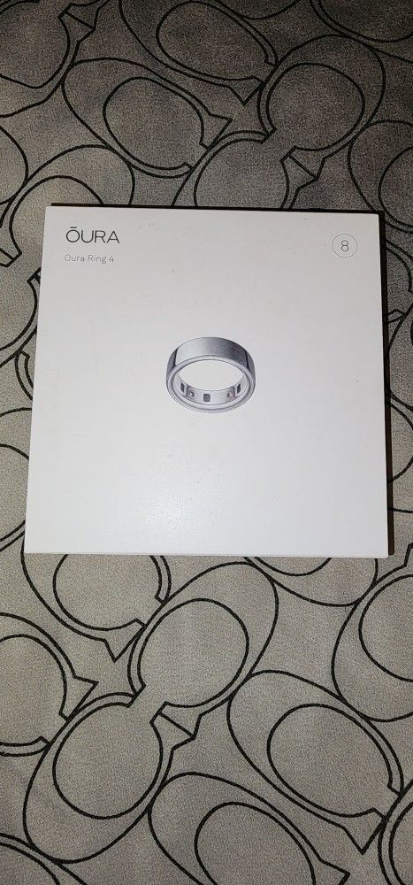 Oura Ring 4 - Silver - Size 8