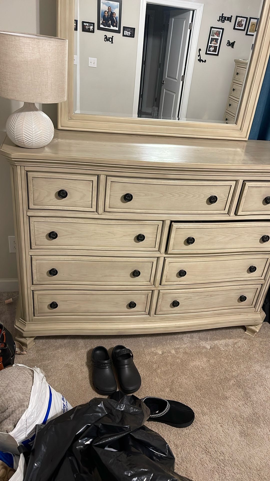 Bedroom Dresser With Mirror