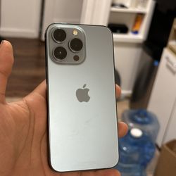 iPhone 13 Pro - Like NEW | Unlocked 