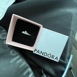 Pandora Ring 