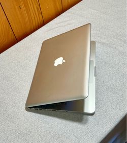 Apple MacBook Pro 13” i5/8GB/256GB SSD $140
