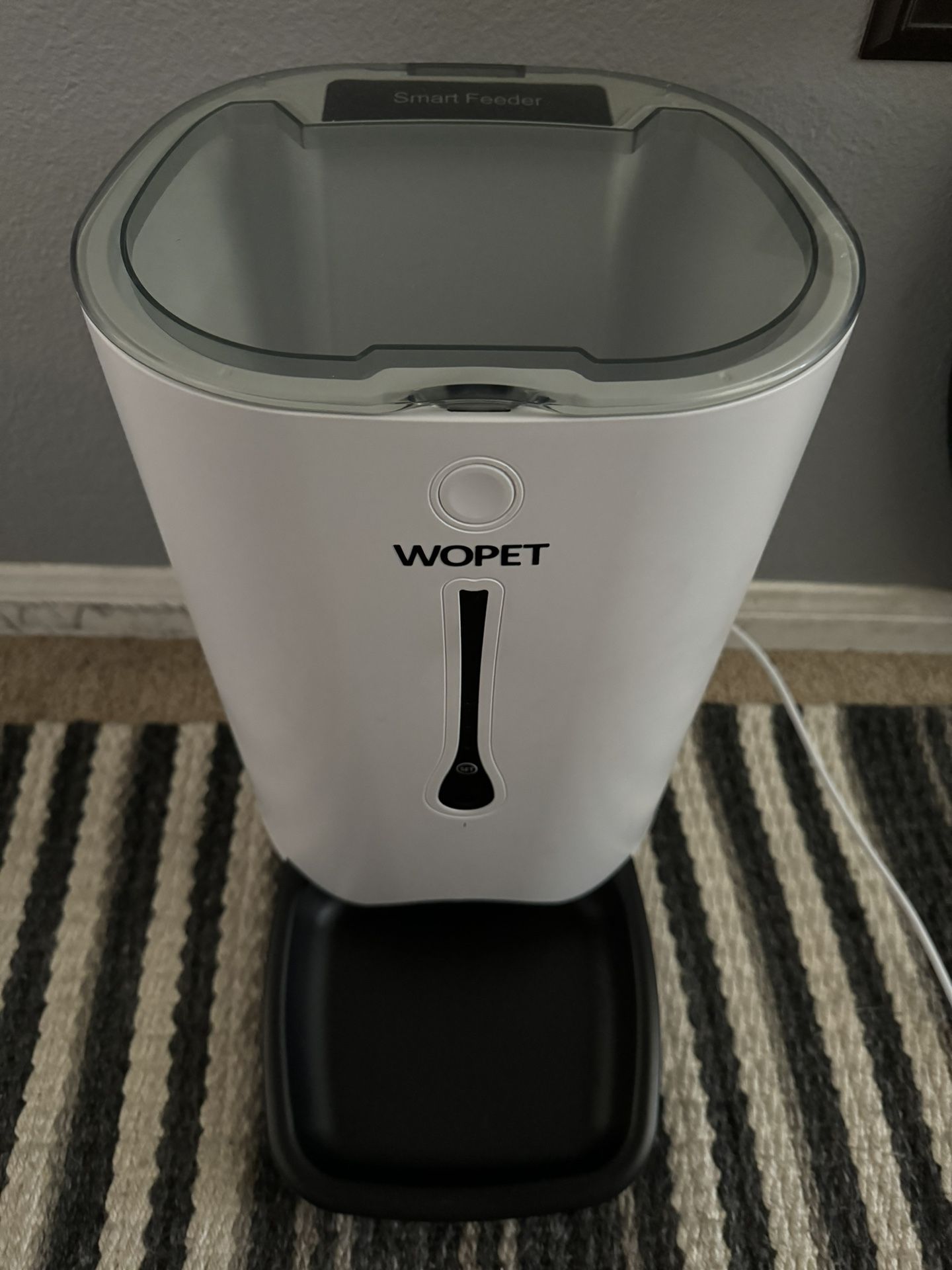 WOPET Cat or Dog Feeder