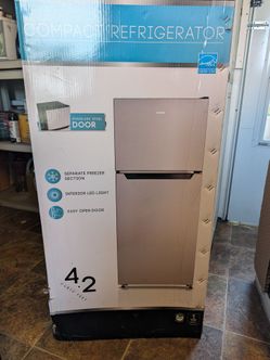 Danby 4.2 cubic ft fridge