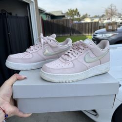 Pink Air Force 1’s