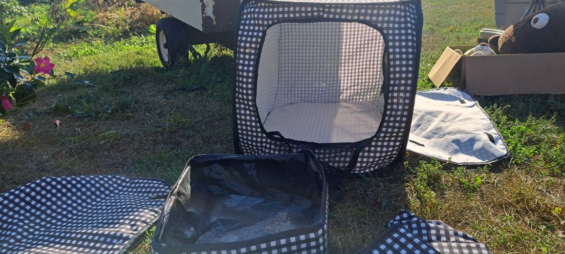 Screened In Small Pet Pen