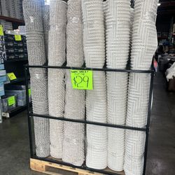 Outdoor/indoor 5’x7’ Area Rugs