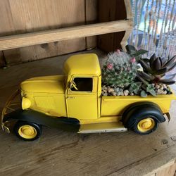 Anna’s Arrangements 