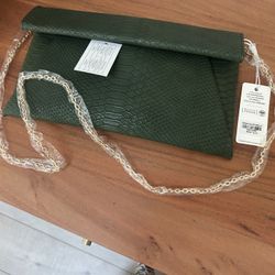 Mandaley Olive Holdover Cluch Brand New 