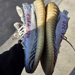 Kanye Yeezy 350 Zebra