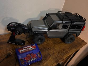 TRX4 Defender 1/10