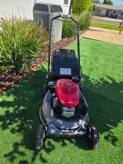 Honda mower