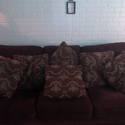 6 Throw Pillows