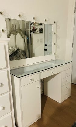 Vanity Set