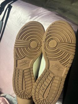 USED NIKE SHOE