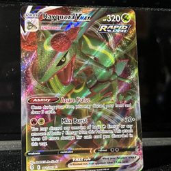 Rayquaza VMAX 111/203 Evolving Skies Ultra Rare Holo Pokemon Card NM