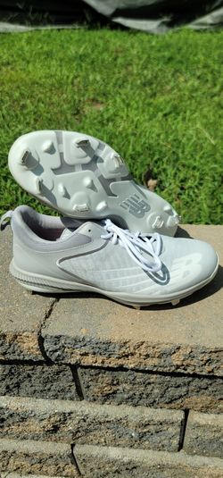 New Balance Men's FuelCell L4040TG6 Metal Baseball Cleats - Grey/White Size 11