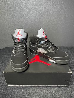 Jordan 5 metallic black