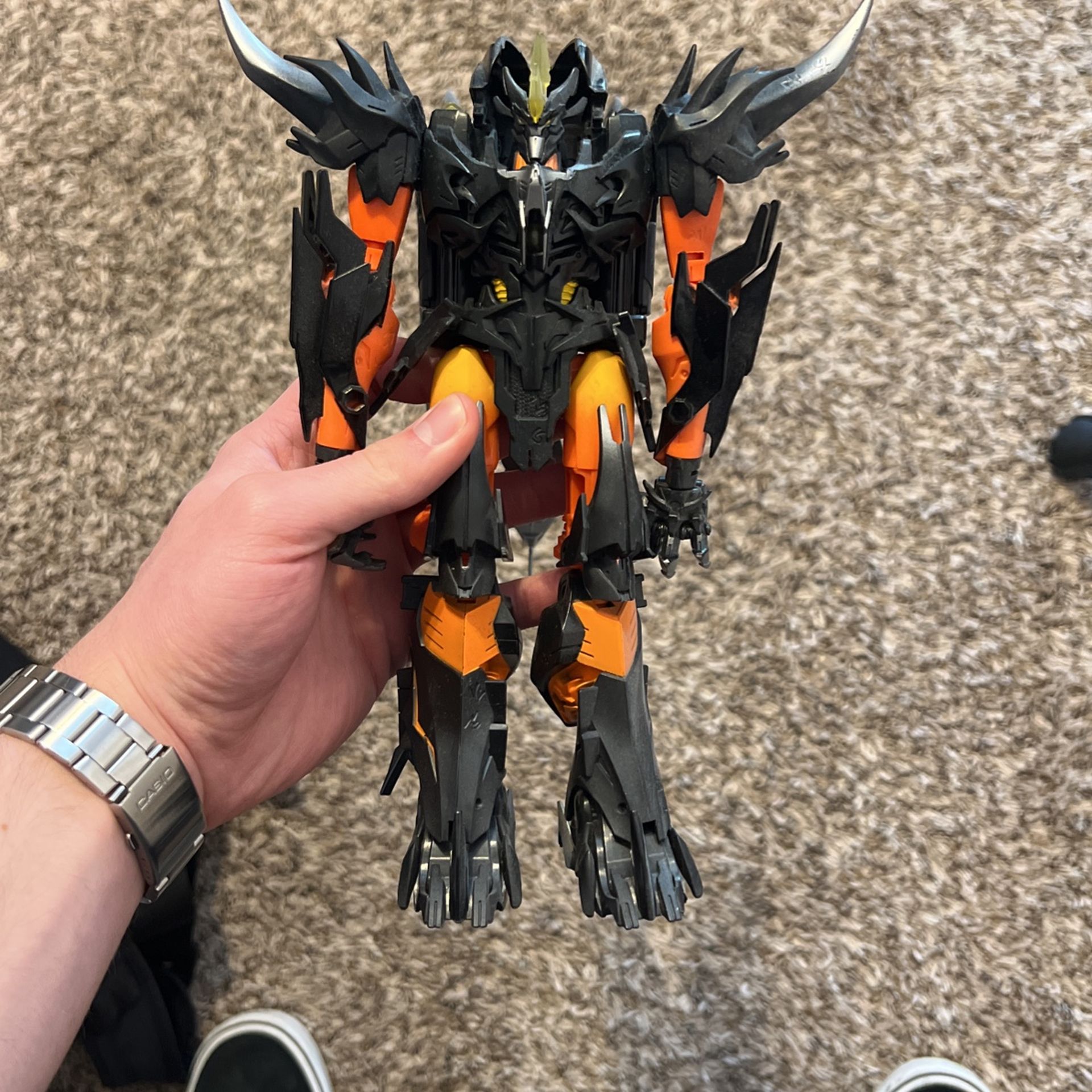 Dragon Transformer Toy