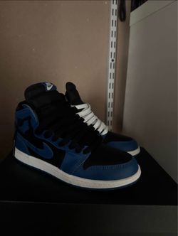 AIR JORDAN 1 MARINA BLUE SIZE 3Y GRADE SCHOOL