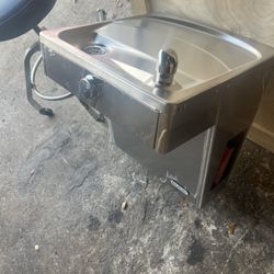 Wal Mount Drinking Fountain Filtre Refrigerater