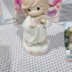 Vtg 1996 Enesco Precious Moments October Girl w/Birthstone Figurine #261262.