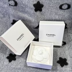Chanel Ceramic White Camellia Fragrance Diffuser