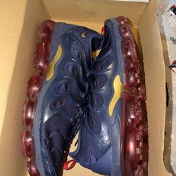 Size 14 men’s Airmax