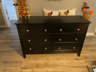 Black Dresser