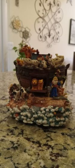 Vintage Noah's Ark Musical Decor 