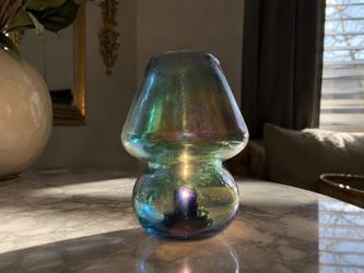 Iridescent Blue Battery-Powered Glass Lamp – Decorative Accent Light