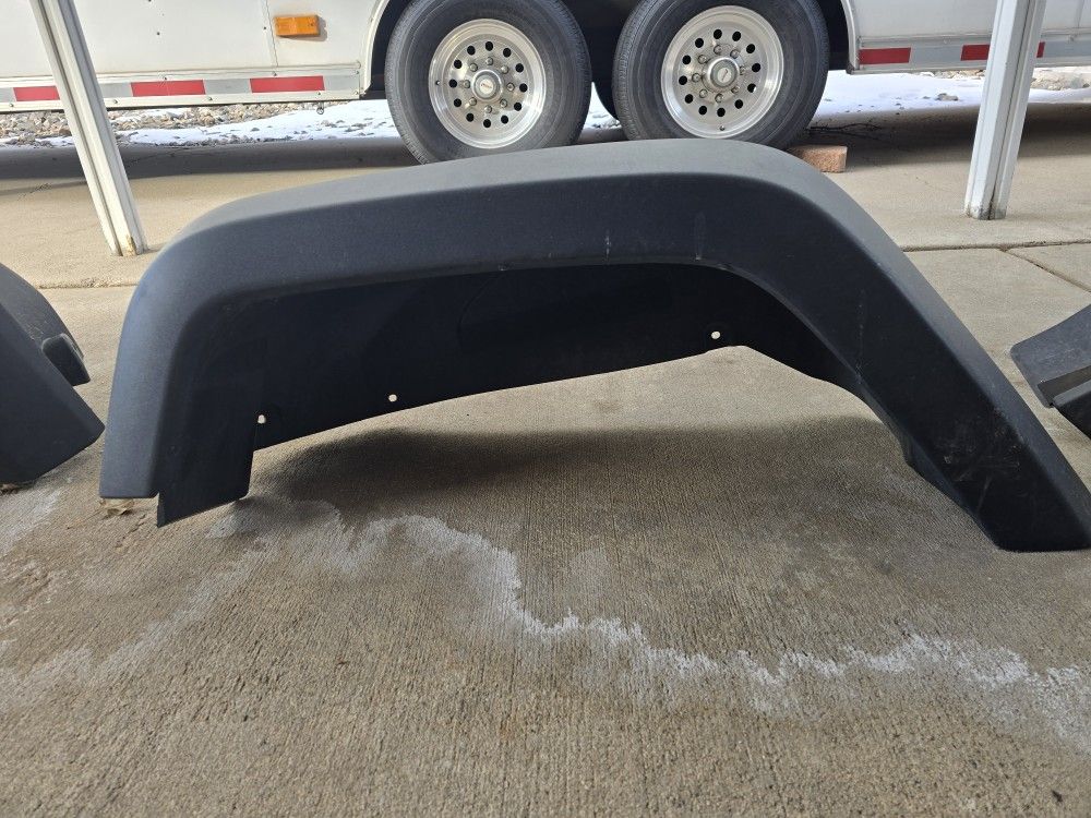 2017 Jeep Jku Inner And Outer Fenders And A Bumper
